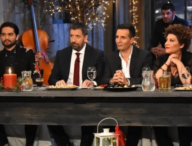 «Της τρέσας» το κάγκελο στην εκπομπή του Παπαδόπουλου- «Στα χέρια» πιάστηκαν δύο τραγουδίστριες (βίντεο)